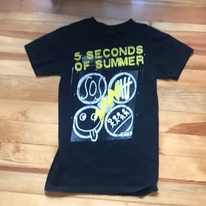 5 seconds of summer tee